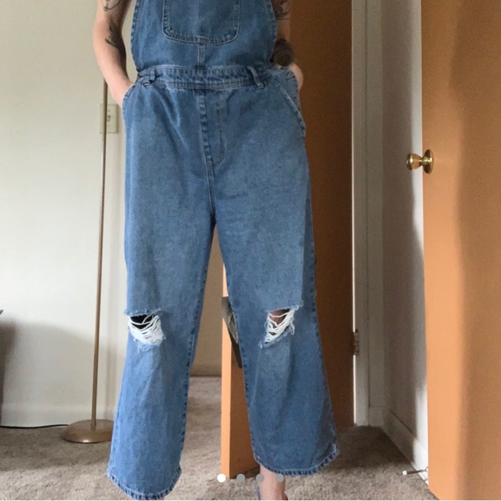 baggy overalls